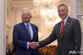 Singapore, Malaysia sign bilateral transport agreement 