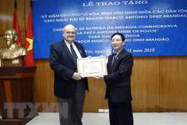 Friendship insignia bestowed upon outgoing Brazilian ambassador 