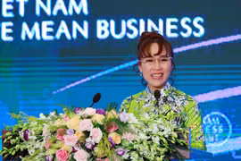 Vietjet CEO receives the ASEAN Entrepreneurs Award 2018