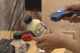 Café counts on customers’ honesty to make profit