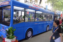 Bus library launched in HCM City