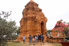 Tourists to Binh Thuan likely to number 40,000 during New Year holidays