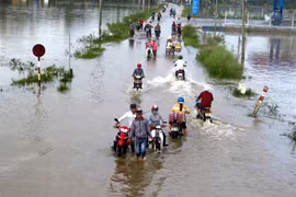 UNDP supports building 300 houses for flood victims in central region