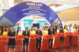Exhibition showcases farm produce of climate change-affected areas