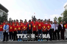 Tens of thousands of fans join exchange with Vietnam’s U23 team 