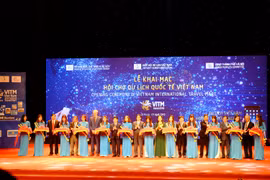 Vietnam international tourism fair opens in Hanoi