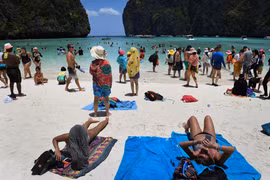 Thailand: Maya Bay to remain closed indefinitely to allow environmental recuperation