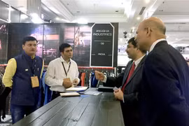 Third int’l Denims & Jeans exhibition underway in HCM City