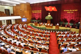 Issues discussed by Party Central Committee draw public concern 