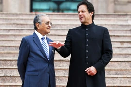 Malaysian, Pakistani PMs hold talks to boost bilateral ties