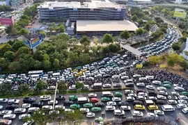 Lower-cost plan for Tan Son Nhat airport expansion proposed