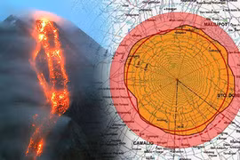 Philippines warns of Mayon volcano’s eruption risk