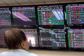 VN-Index increases by 3 points