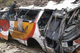 Traffic accident kills 11 people in southern Philippines
