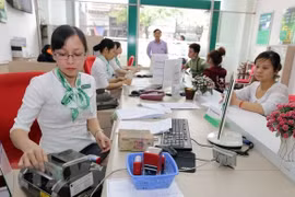 Credit growth hits four-year low in first eight months