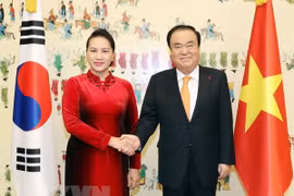 Parliament leader wraps up official visit to RoK