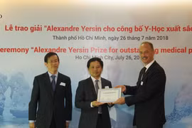 Winners of Alexandre Yersin Award honoured 