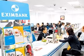 Vietcombank to cut stake in Eximbank