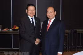 Vietnamese, Lao PMs meet on ASEAN-Australia Special Summit sidelines