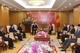Evangelical Church offers Tet greetings to Party commission