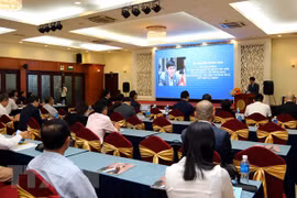 Ho Chi Minh City holds dialogue with overseas Vietnamese firms 