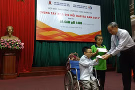 SMS campaign launched to support AO/dioxin victims