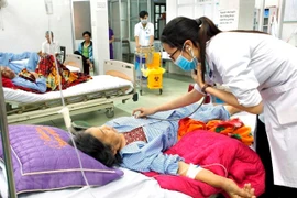 Project helps Quang Binh residents assess local healthcare quality