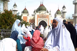 Thai Muslims invited to observe the moon for Ramadan