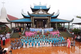 La Vang Pilgrimage Festival held in Quang Tri province