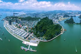 Exhibition spotlights Vietnam through artistic photos