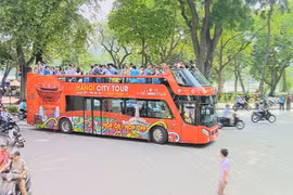 Hanoi hop-on hop-off tour costs less, offers more