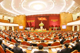 CPVCC reviews personnel scheme, salary policy, social insurance