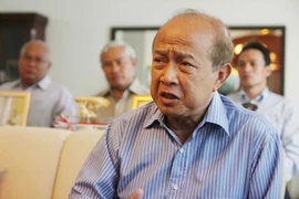 Cambodian Prince injured, wife killed in car crash