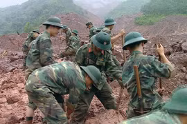 Floods, landslides kill 22 residents in northern provinces