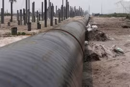 Malaysia cancels three pipe projects signed with China