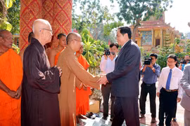 VFF President visits Buddhists in Soc Trang, Dong Nai provinces