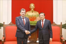 Delegation of Communist People’s Party of Kazakhstan visits Vietnam