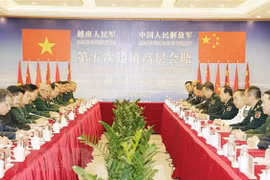 Vietnam, China review five years of border defence friendship exchange