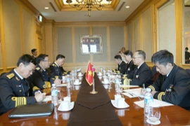 Naval commander holds bilateral meetings on sidelines of WPNS