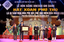 Phu Tho receives UNESCO heritage of humanity certificate for Xoan Singing