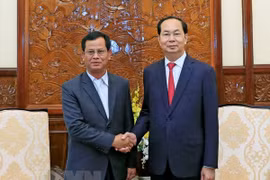 President Tran Dai Quang receives Lao Deputy Minister of Public Security