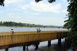 Hue to inaugurate pedestrian road along Huong riverbank in Sept
