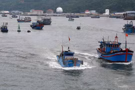“Yellow card” warning motivates responsible, sustainable fishery: Minister