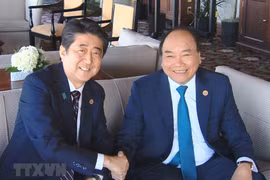 PM Nguyen Xuan Phuc meets many country leaders in Quebec