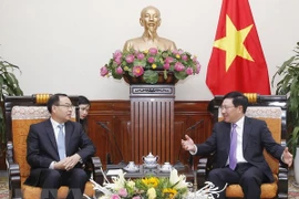 Deputy PM hosts mayor of Chinese province