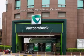 Banks adjust service fees to boost retail banking segment
