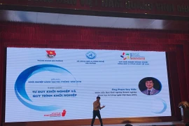 Forum discusses ways for youths to successfully establish startups