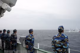Vietnam, China talk sea area off mouth of Tonkin Gulf