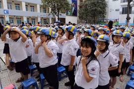 Helmets presented to improve children’s road sense