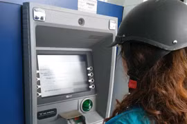 Fee hikes threaten cashless plan